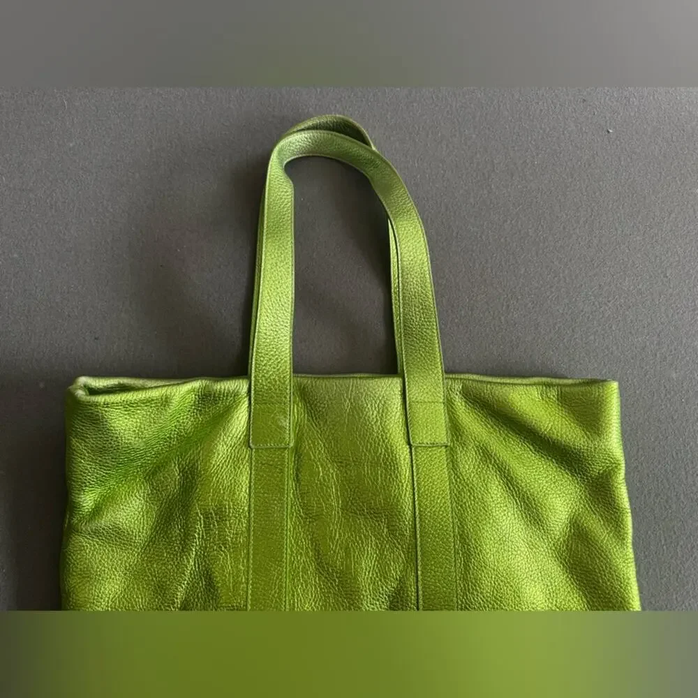 Burberry Prorsum Metallic Green Leather Tote Bag - Picture 2 of 16